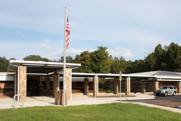 Mangum Elementary School
